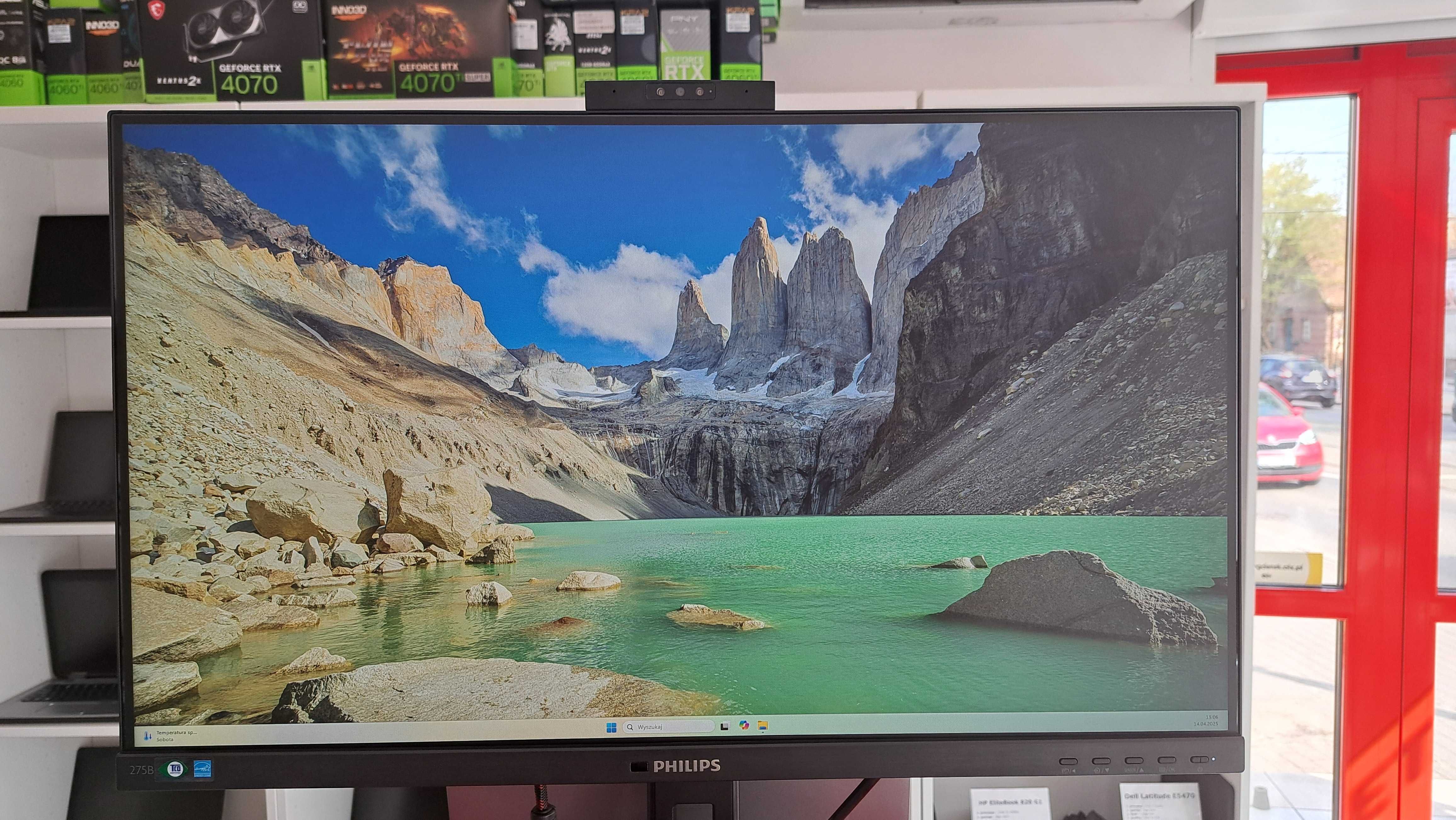 Monitor Philips  27" 2560x1440p Kamera Głośniki Regulacja Wys/Obrót