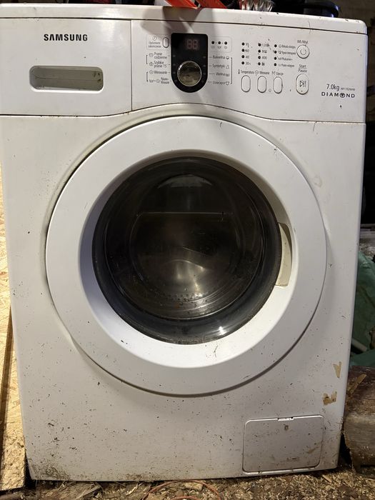 Oddam pralke Samsung Diamond