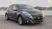 Peugeot 208 1.6 BlueHDi Style