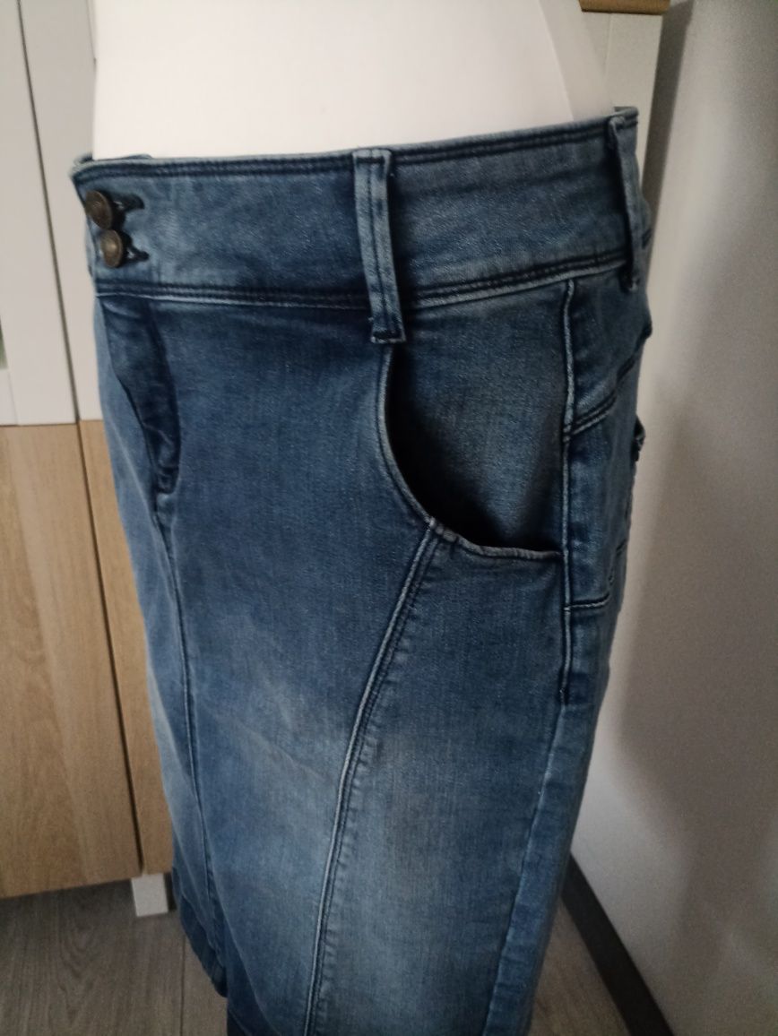 Spódnica jeansowa ołówkowa 40