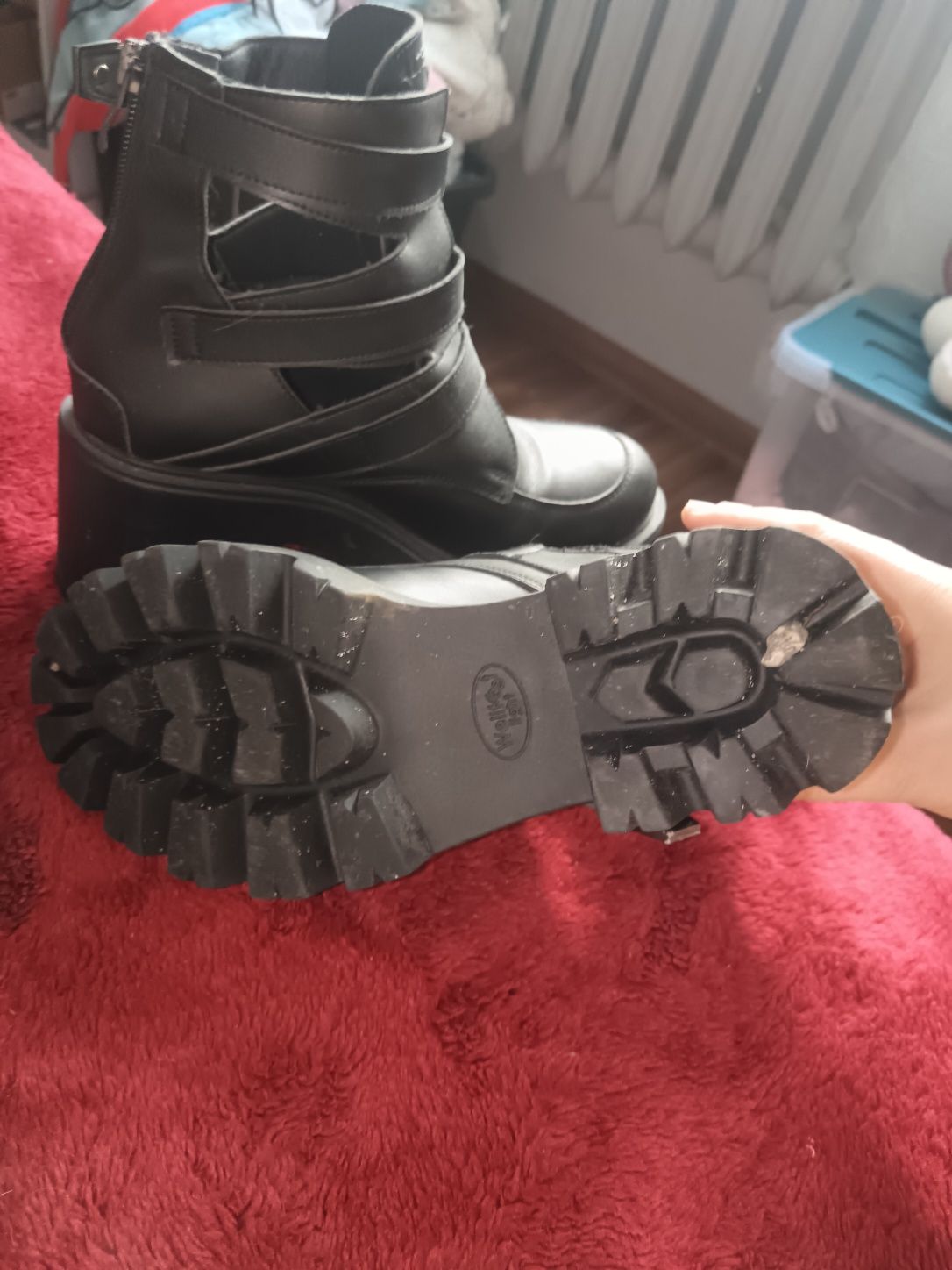 Botki na obcasie Altercore