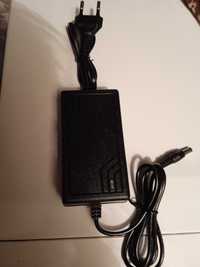Блок питания 12 Вольт 2 А адаптер зарядное устройство (для нек. приб.)