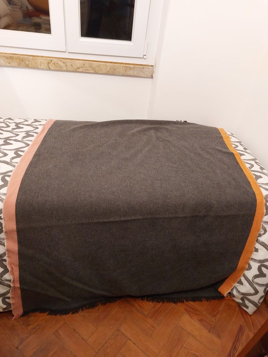 Manta e capas de almofada IKEA
