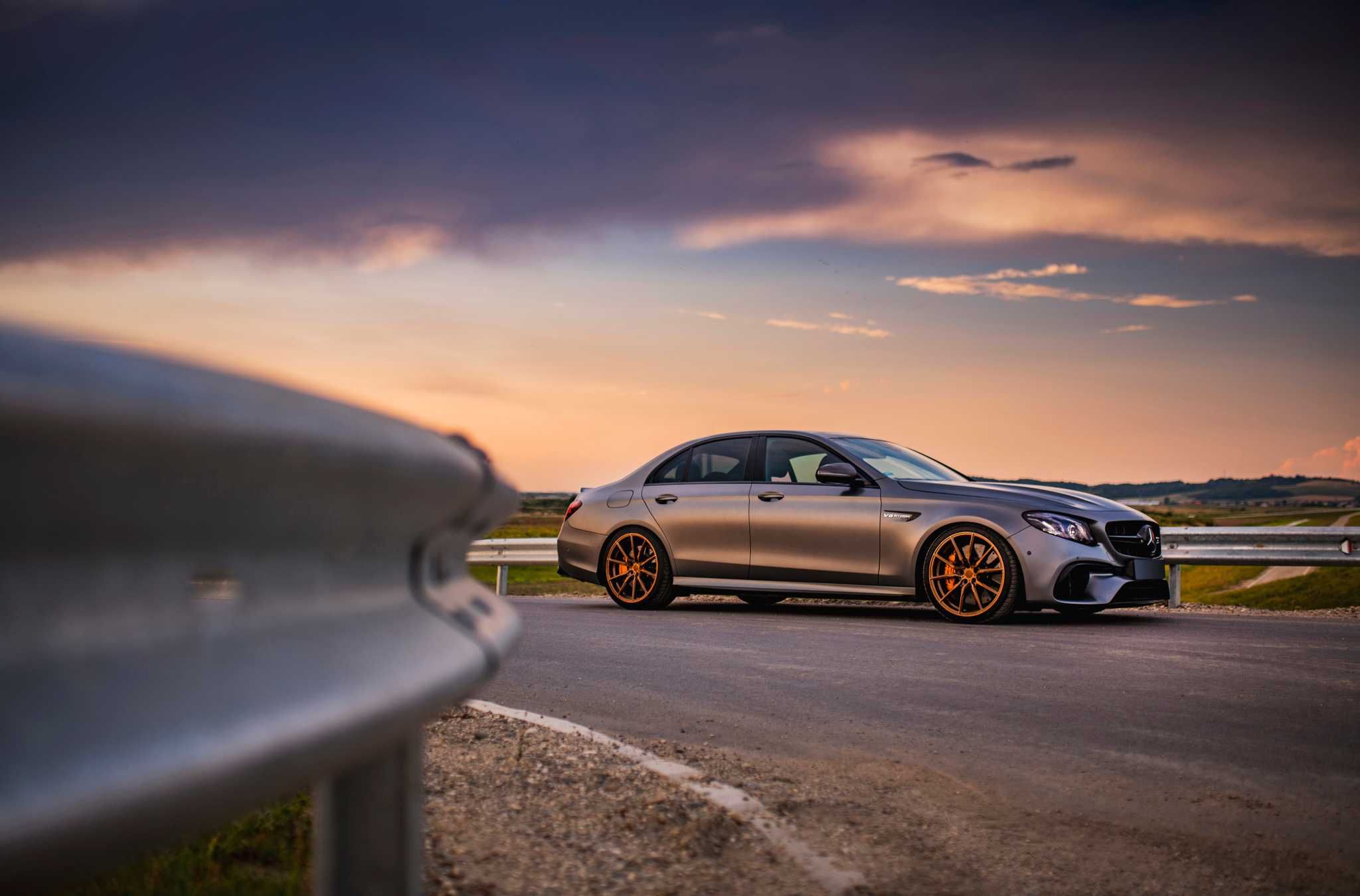 Mercedes E63s AMG 4matic+ 2017 r. stan idealny