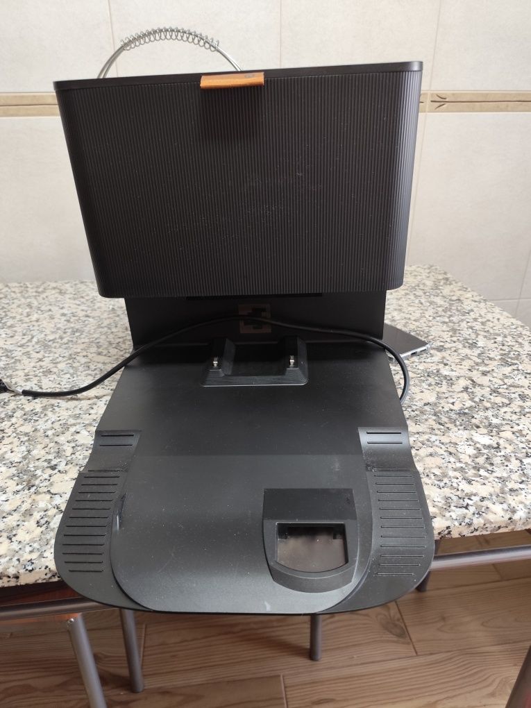 Aspirador robot IROBOT Roomba Combo J5+ MAX (2-em-1 - Grafite)