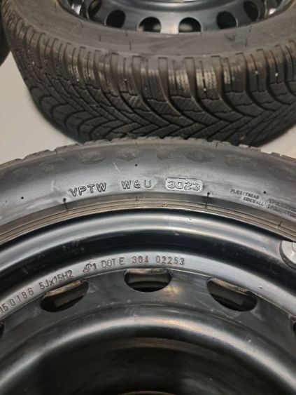 Opony zimowe z felgami Toyota
