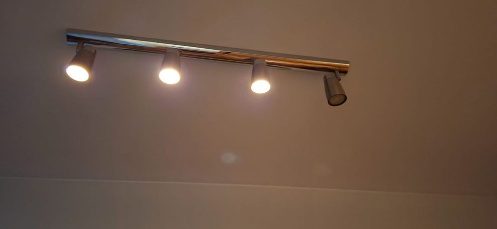 Candeeiro 4 lâmpadas