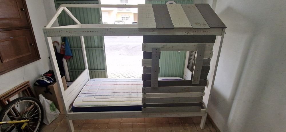 Cama Criança. 2m x 1m