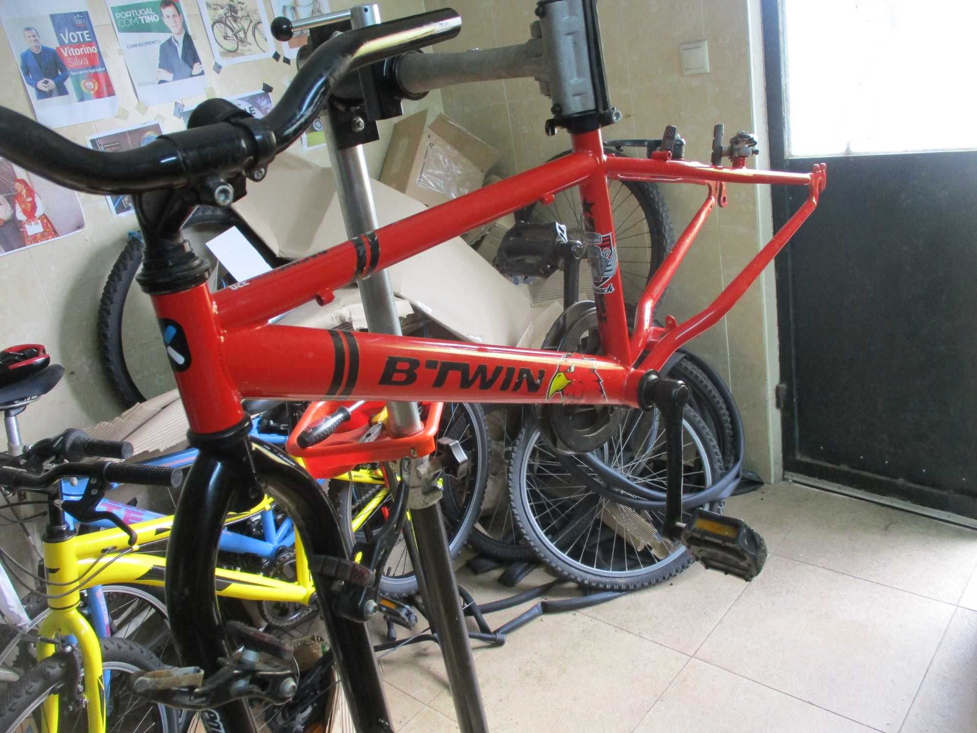 Bicicleta B’Twin Criança Roda 20 Vermelha 5 velocidades