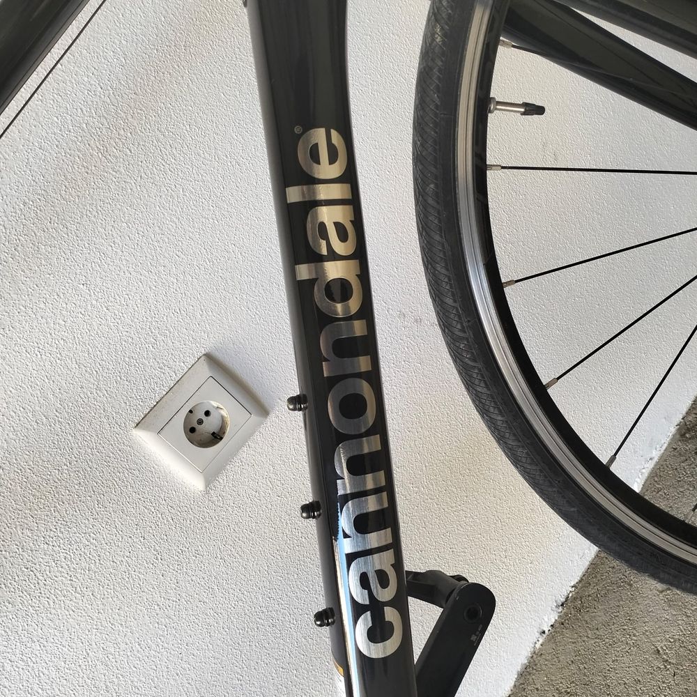 Bicicleta de estrada cannondale Optimo