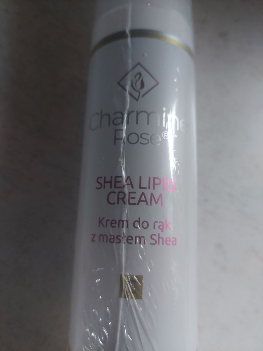 Charmine Rose krem do rąk z masłem shea.200ml