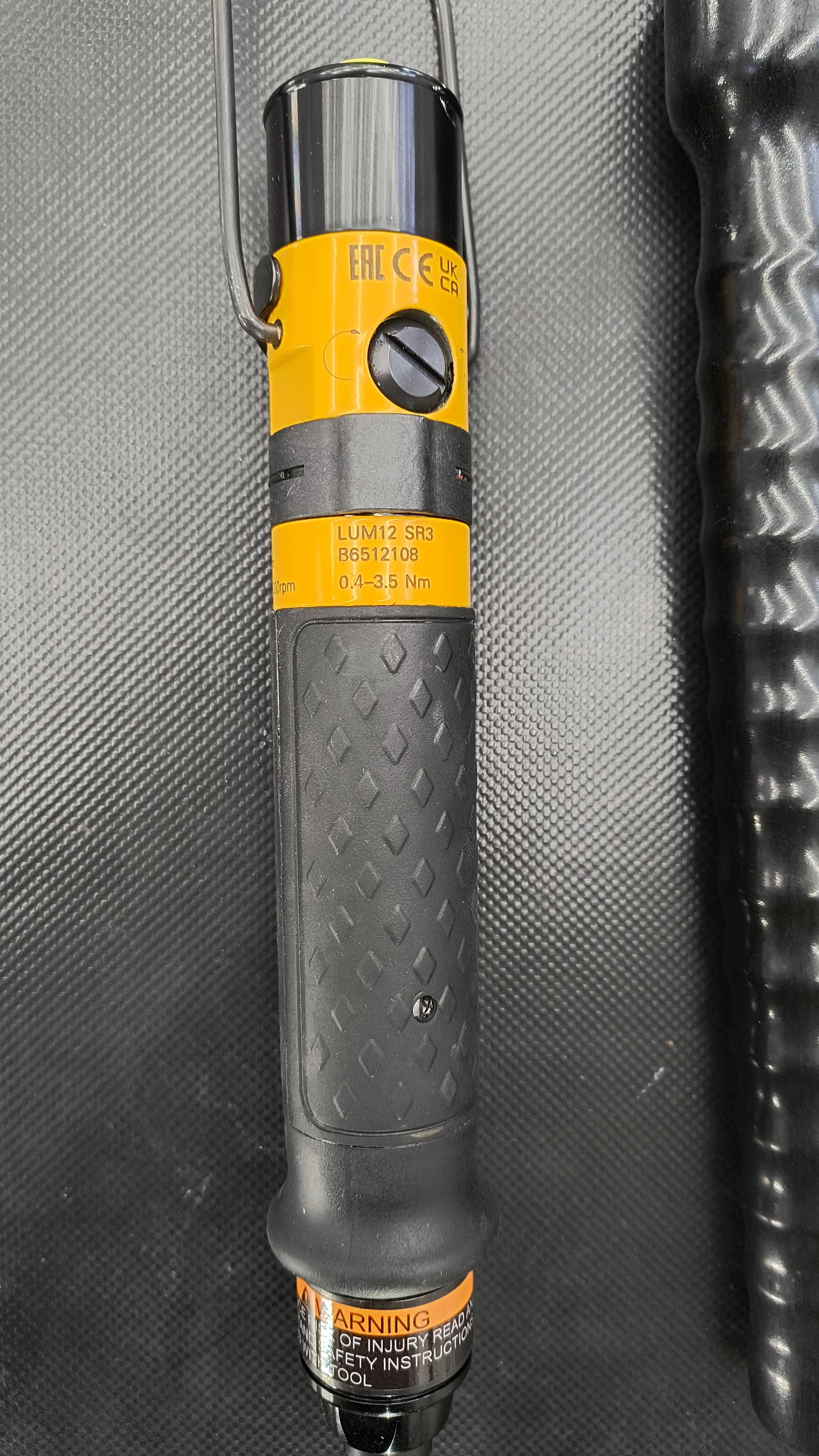 Atlas Copco LUM12 SR3 | Wkrętak pneumatyczny liniowy, 0,4 - 3,5 Nm