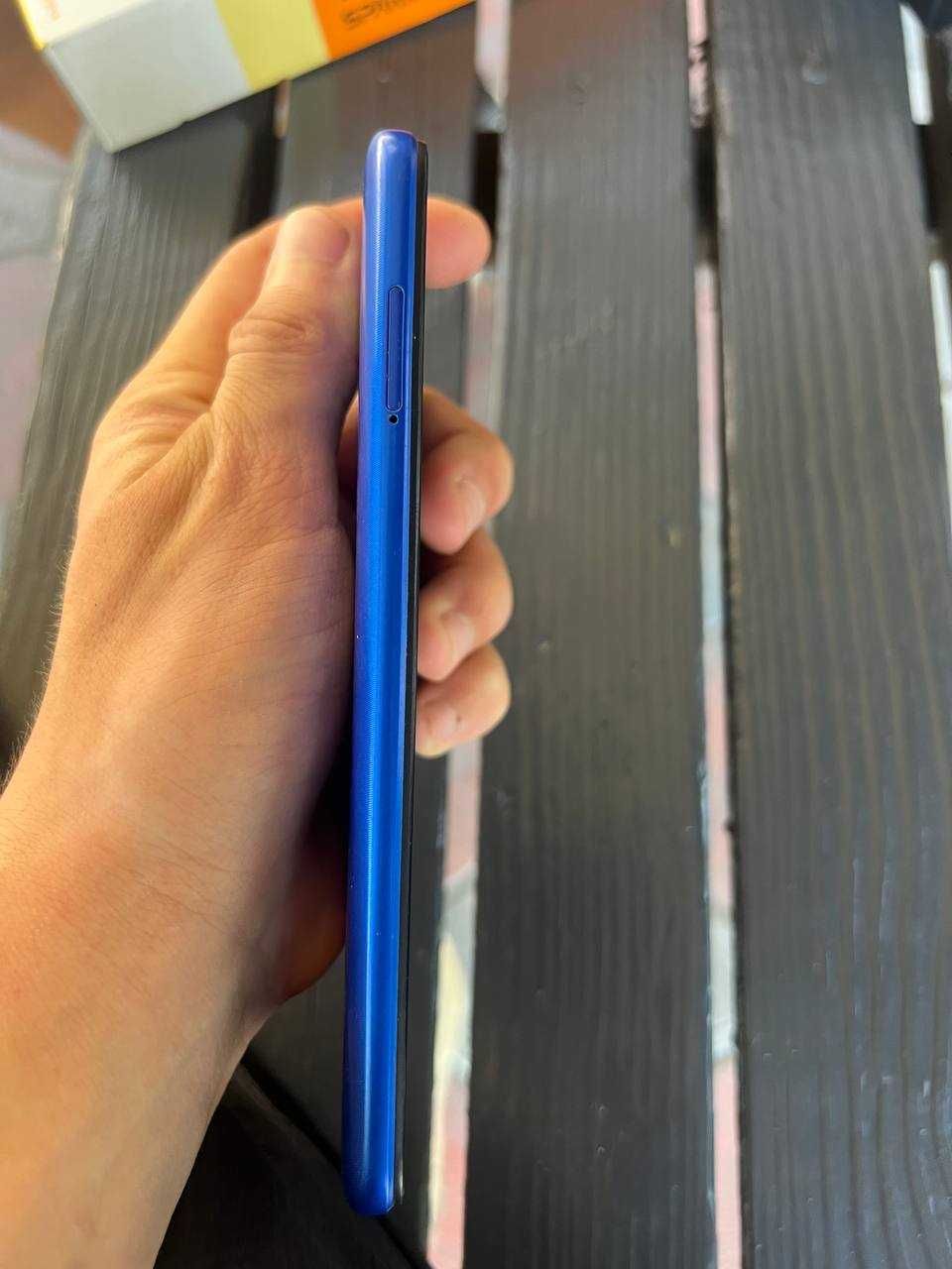 Продам Redmi 8A 2/32 Идеал
