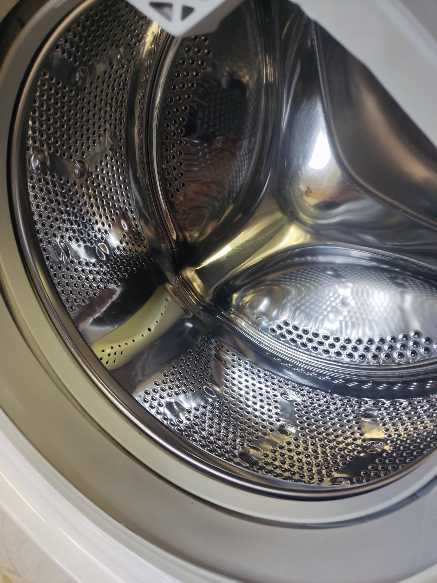 Sprzedam pralko suszarkę automatyczną Kandy