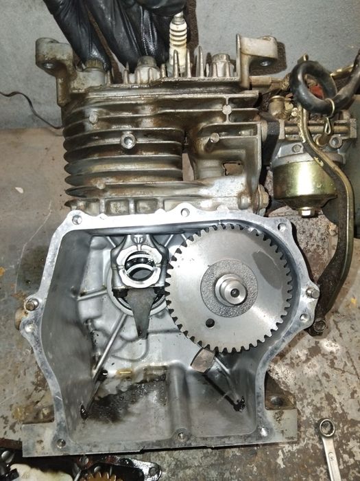 Motor gasolina. Peças