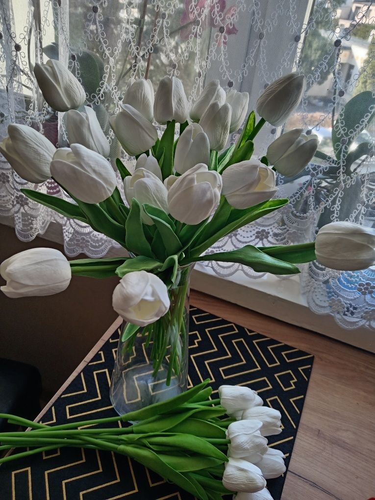 Tulipany silikonowe białe 15szt