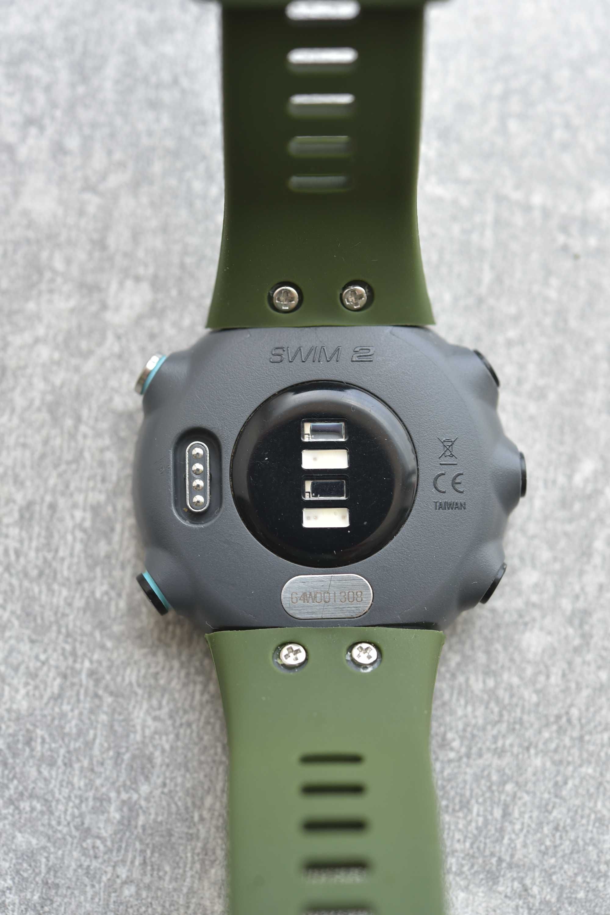 Garmin Swim 2 смартгодинник
