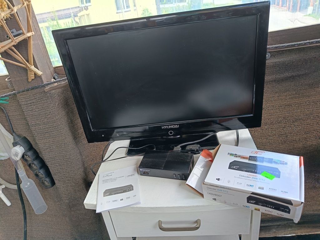Telewizor plus nowy dekoder