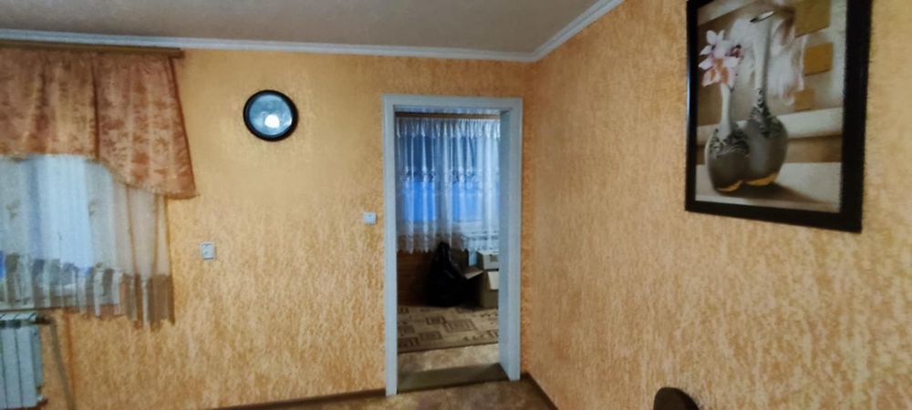 Будинок з земельною ділянкою