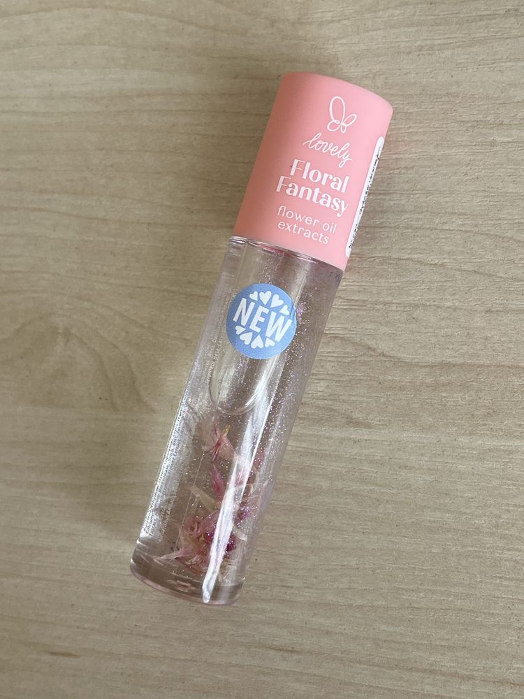 olejek blyszczyk do ust Lovely