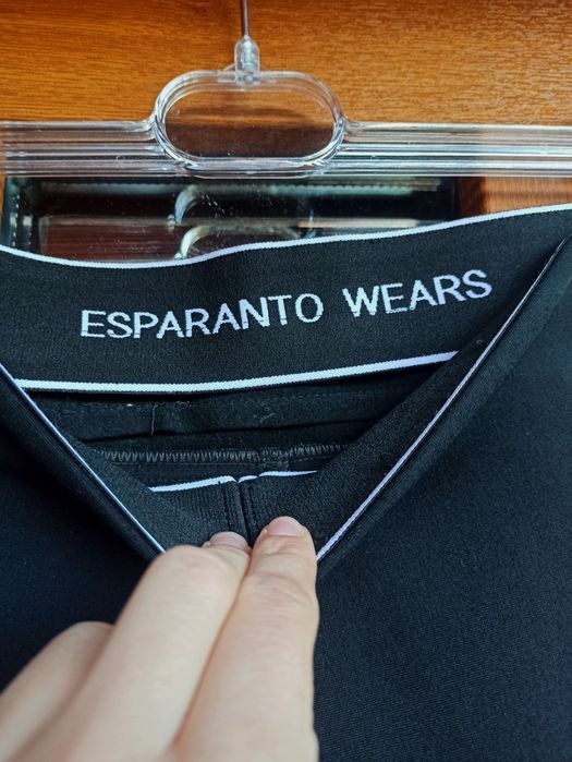 Spodnie damskie czarne Esperanto r. 29 nowe z wadą