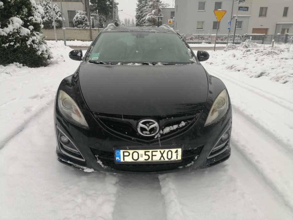 Mazda 6 diesel mały przebieg ważne opłaty zadbane ładne hak