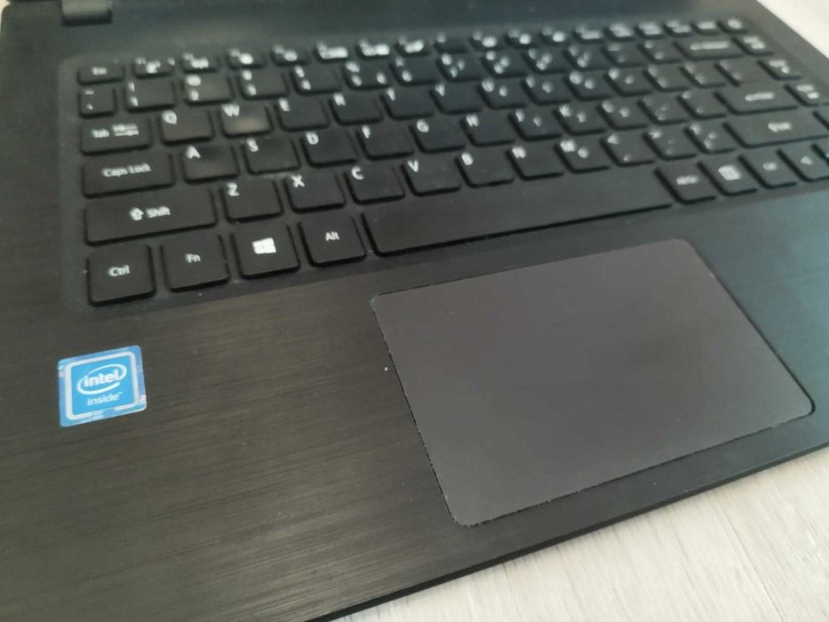 Laptop Acer windows S