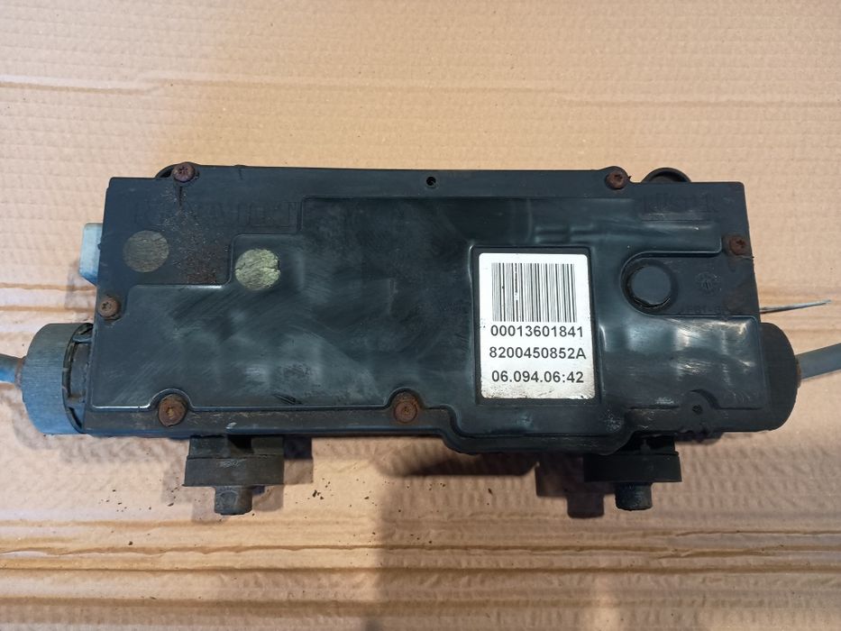 Hamulec ręczny elektryczny Renault SCENIC 2 lif
