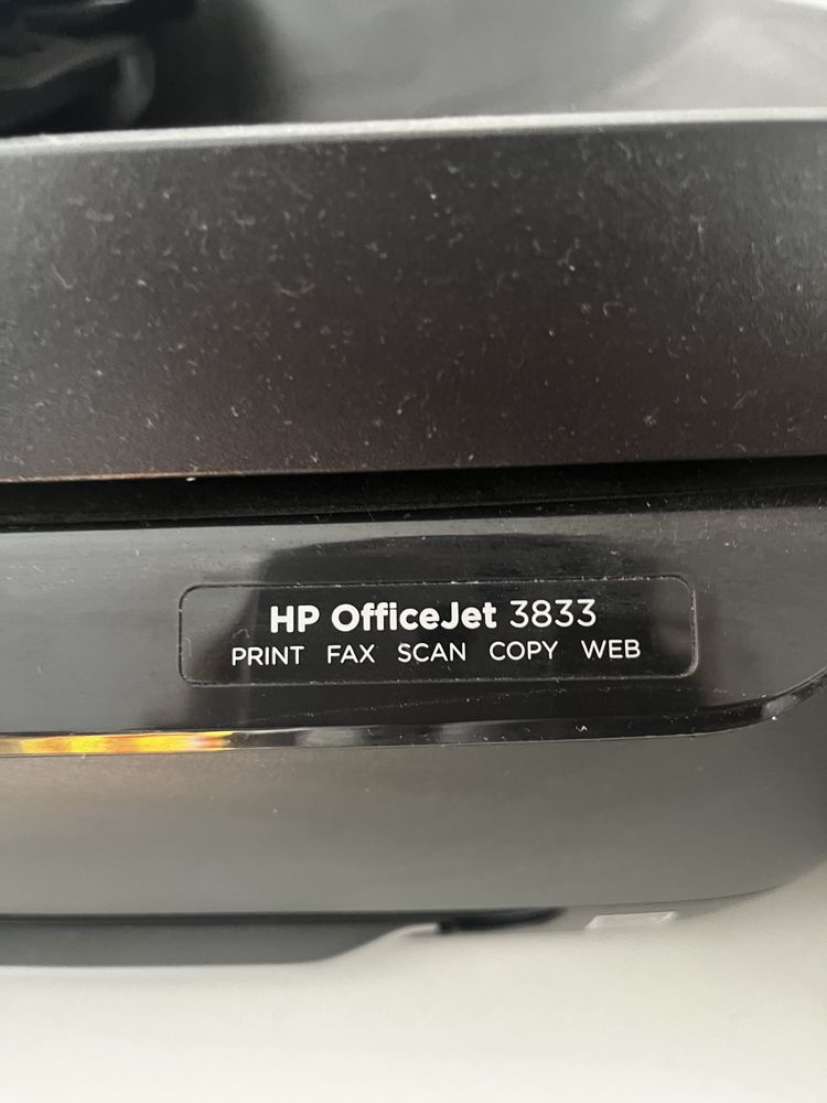 Impressora HP OfficeJet 3833