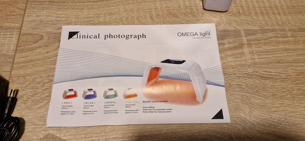 Profesjonalna lampa LED 4 kolory, kosmetyczna