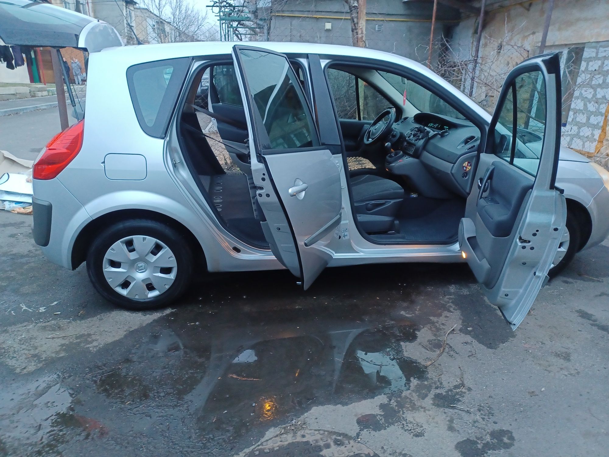 Renault Scenic 2006,1.6 бензин