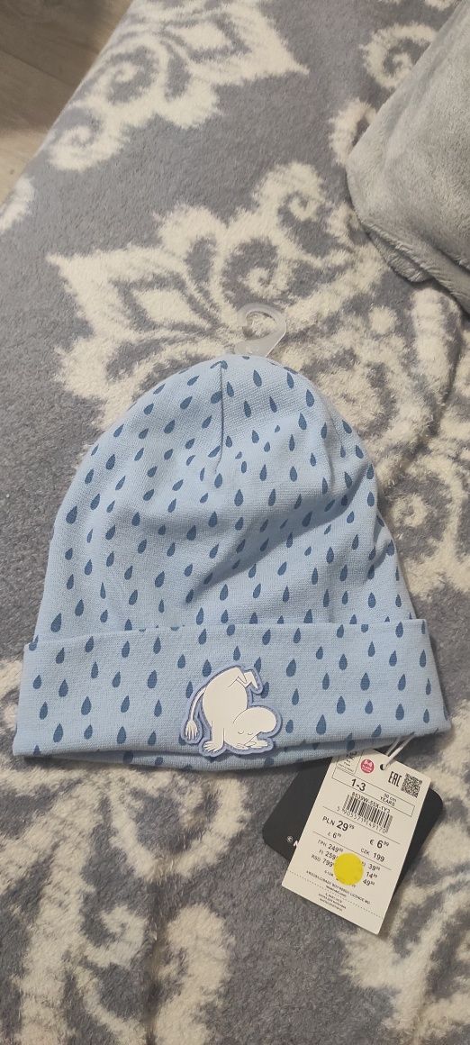 Nowa czapka Reserved dla chłopca