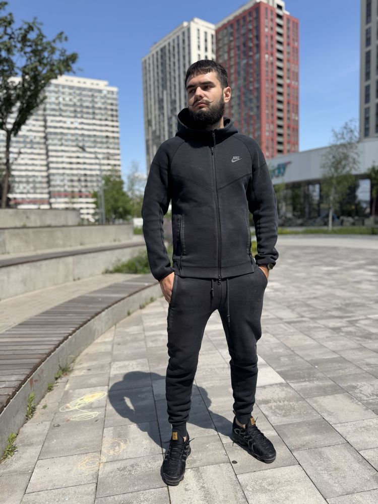 Костюм чоловічий Nike tech fleece [FB7921-010_FB8002-010] оригінал