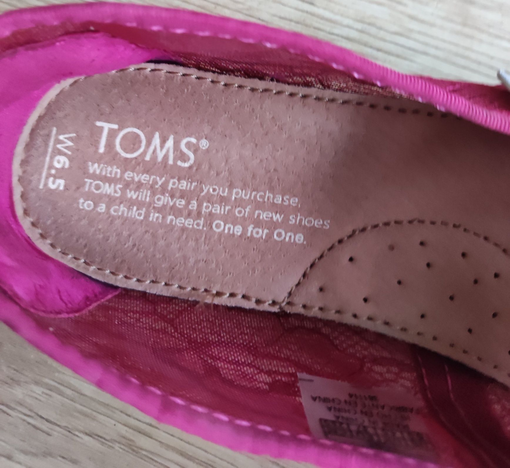 Toms espadryle koronka