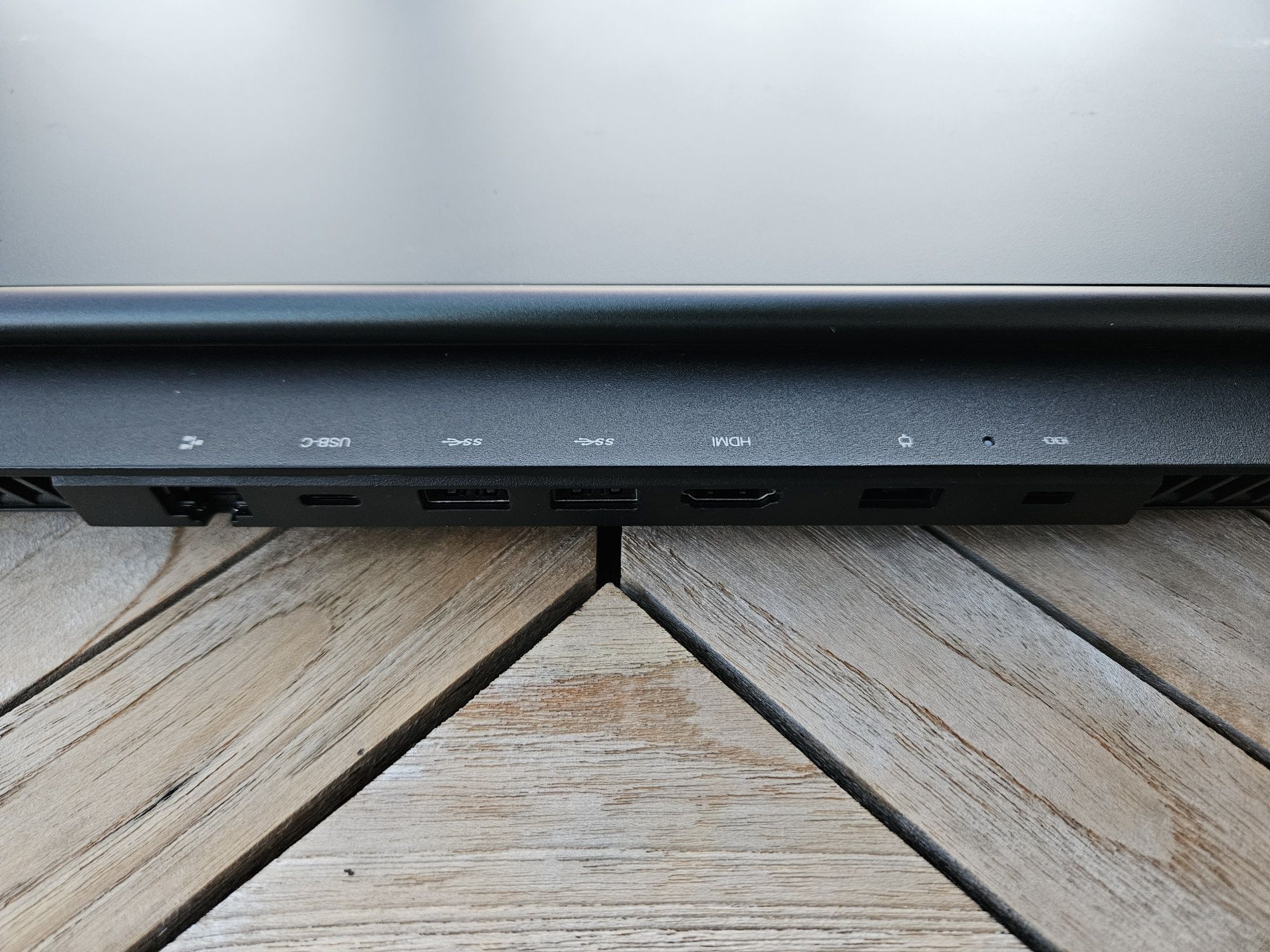 Laptop gamingowy Lenovo LEGION 5 15ARH05H Ryzen 5 16GB RTX 2060 1.5TB