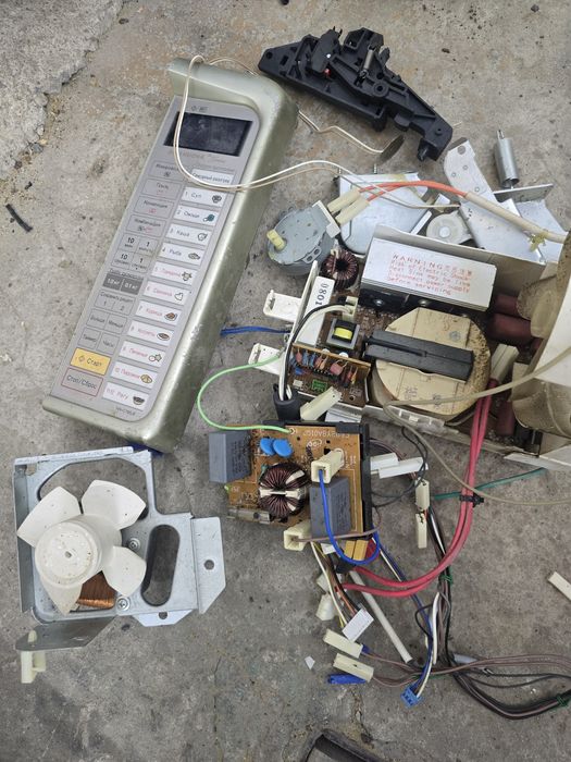 Плата микроволновки Panasonic nn-c785jf