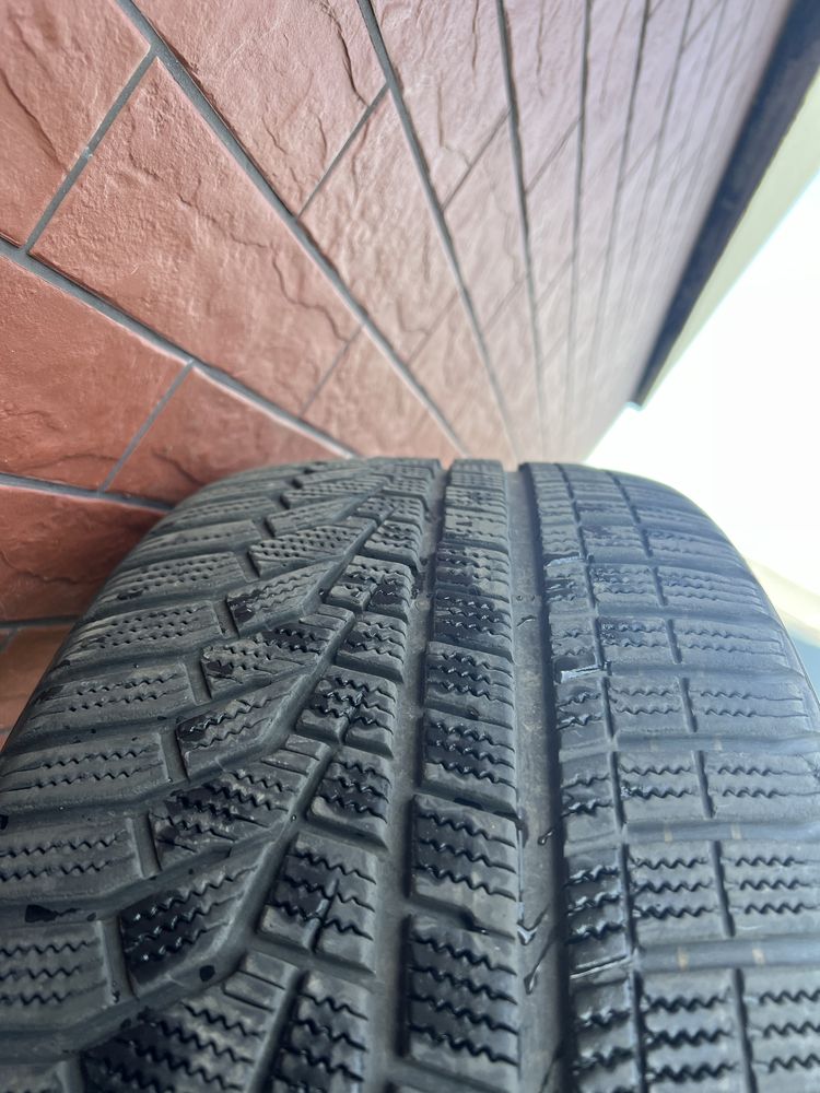 Opony zimowe hankook winter i*cept evo2 235/50r19