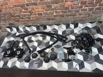 BMW F15 X5M50d  GŁOŚNIKI HARMAN KARDON WZMACNIACZ WIĄZKA  KOMPLET OE  NUMER: 9366167 9381883 9277836 9286368 9247342 9294942