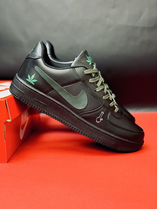 Nike Air Force 1 AFM-420 Black Edition с принтом марихуанны. Найк Форс