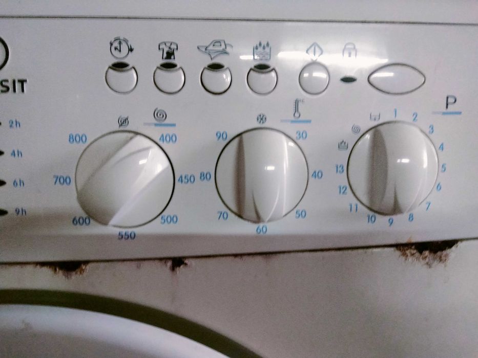Пральна машина індезит на запчастини або на відновлення