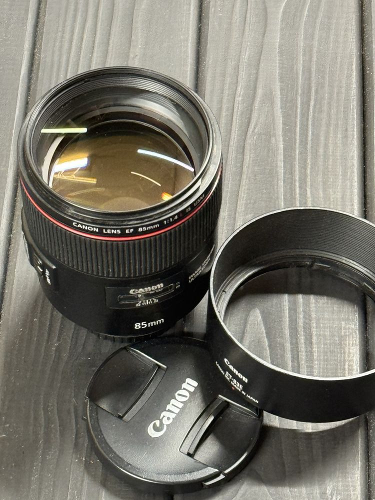 Продам обьектив Canon 85/1.4 is L