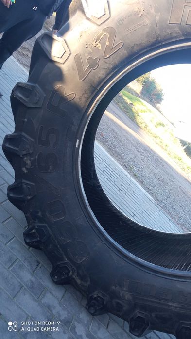650/65R42 Pirelli TM800 JM541