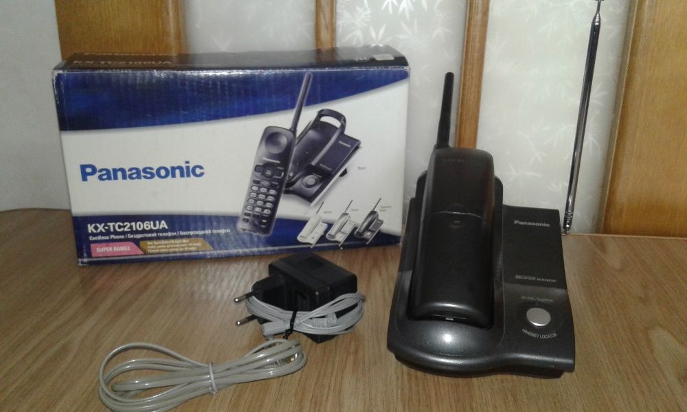 телефон Panasonic KX -TС2106U и КХ-ТС1205RUWA