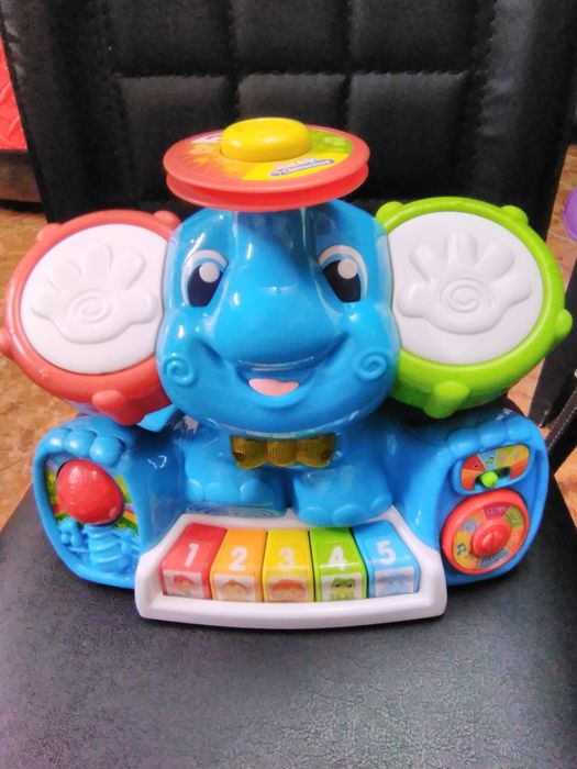 Brinquedo bebê crianças quarto apartamento vivenda casa