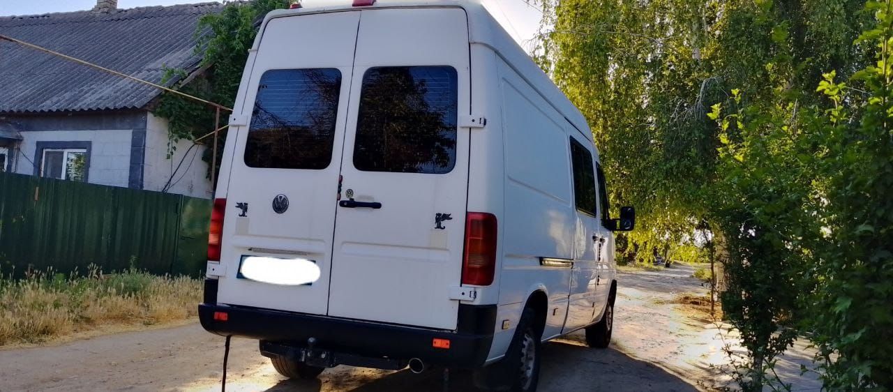 Продам Volkswagen LT 2.5 TDI 2000 года