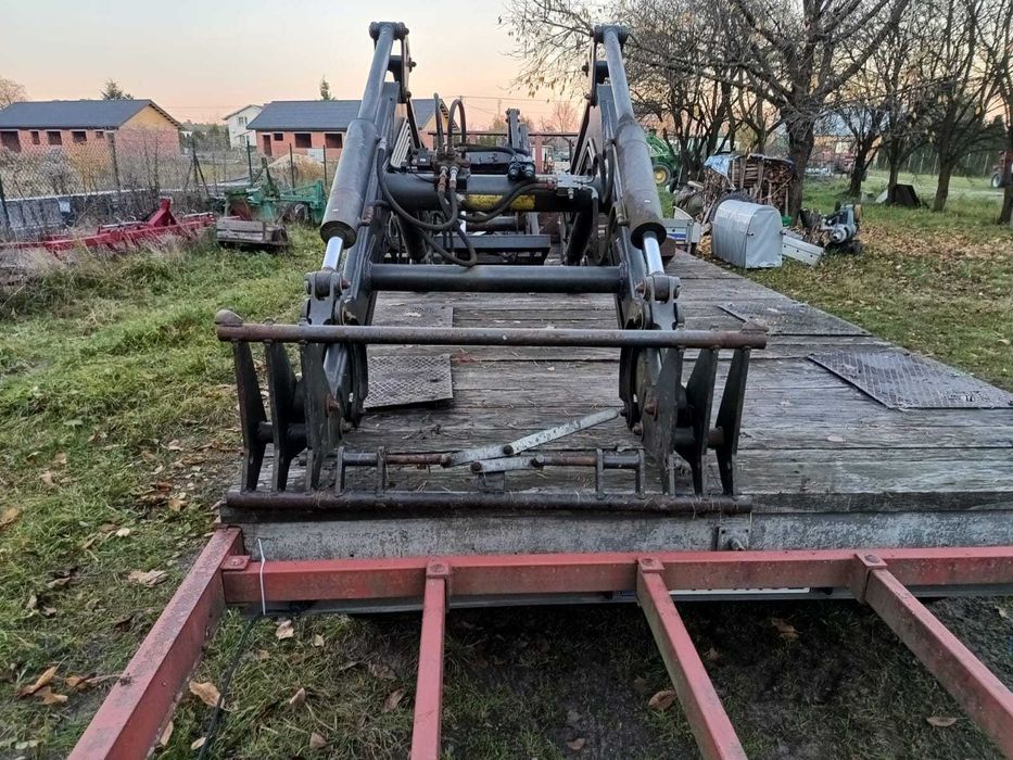 Ładowacz Hydramet 17 do NEW HOLLAND CASE