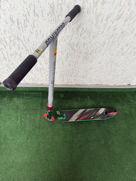 Трюковий самокат