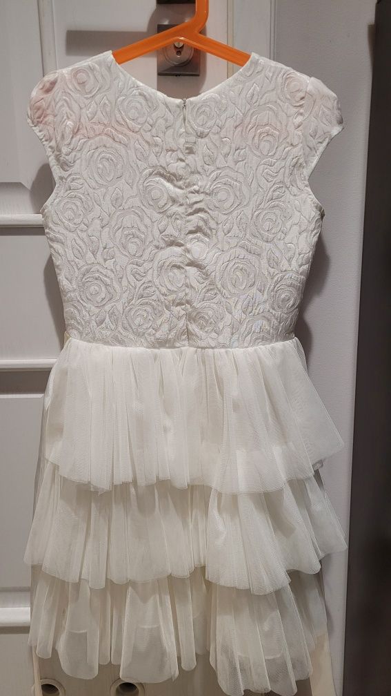 Elegancka sukienka, ecru, rozm. 140, np. po komunii