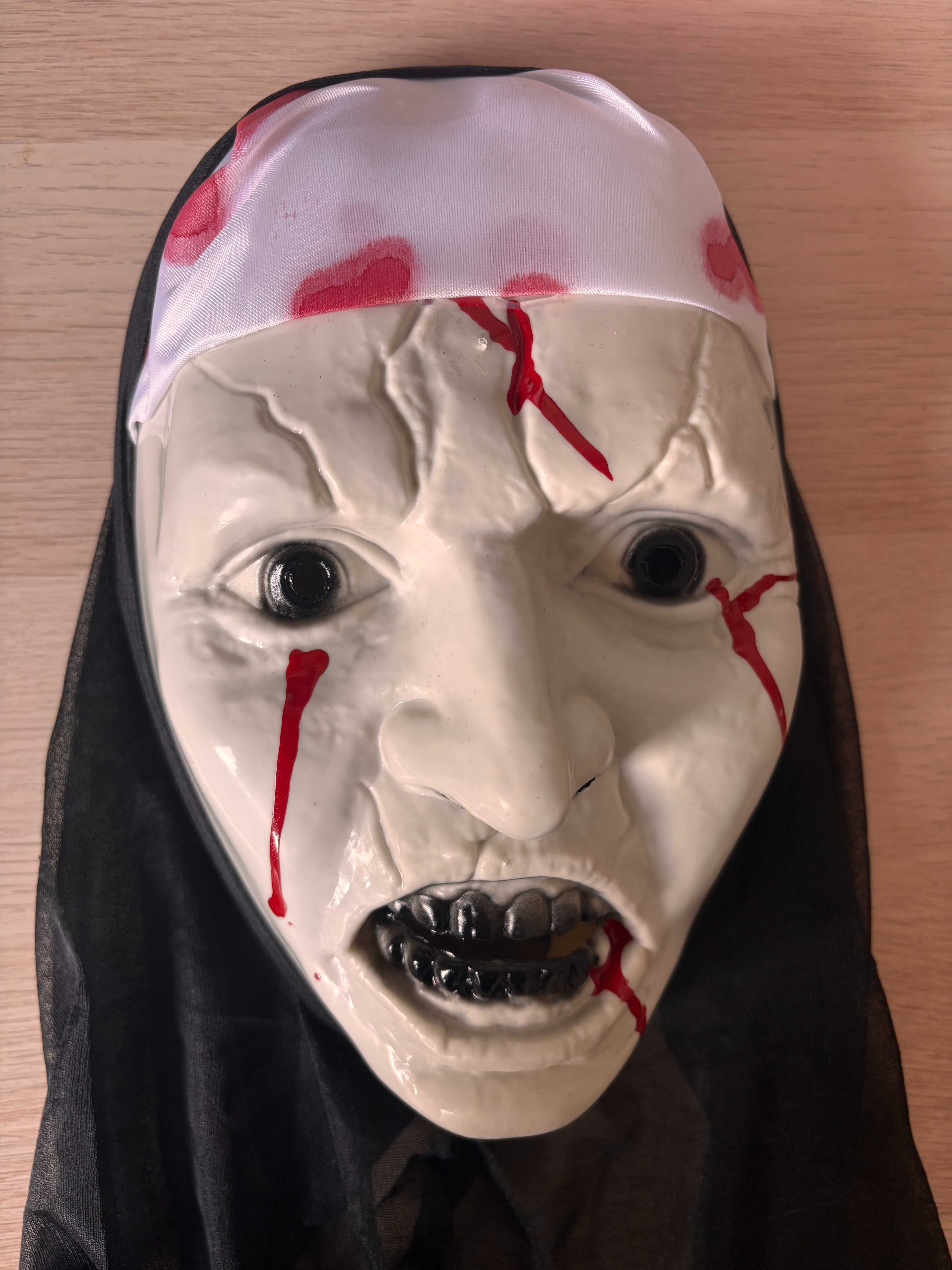Máscara de Freira Demoníaca