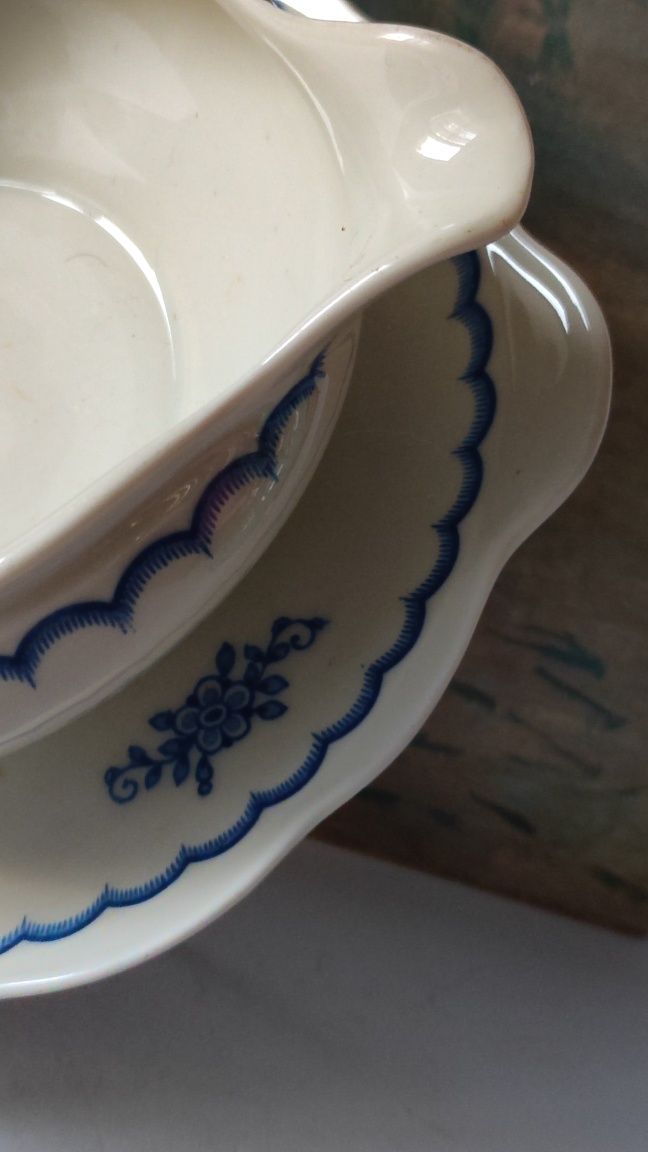 Piękna stara porcelana KPM sosjerka kolekcje